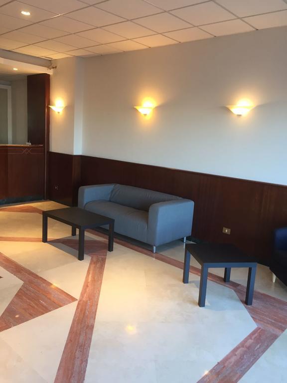 Hotel Arcadia Чампино Екстериор снимка